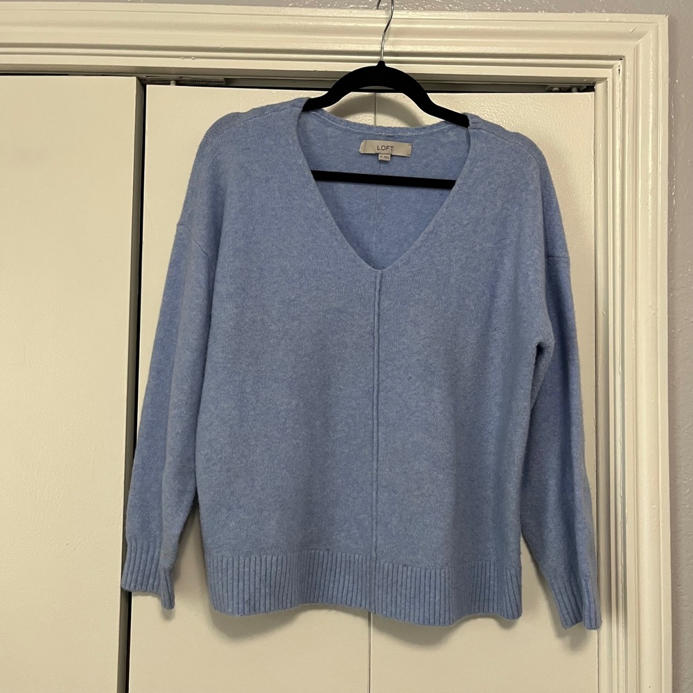 LOFT Womens V Neck Sweater Periwinkle Blue Knit Long Sleeve Top‎ XS